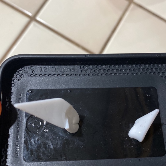 Loopy case - Picture 2 of 3